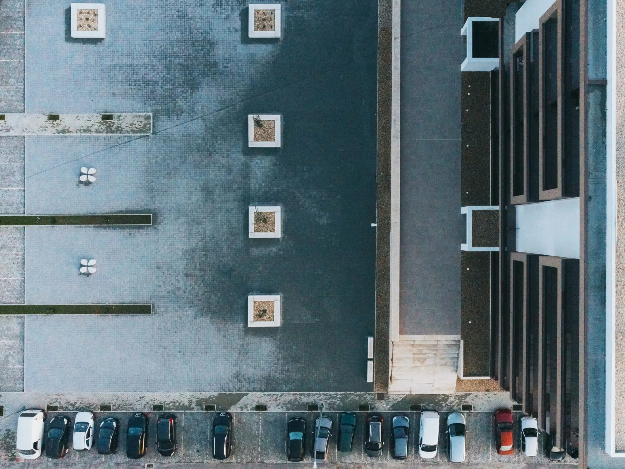 Varandas do Ave: vista aérea dos edifícios e da praça